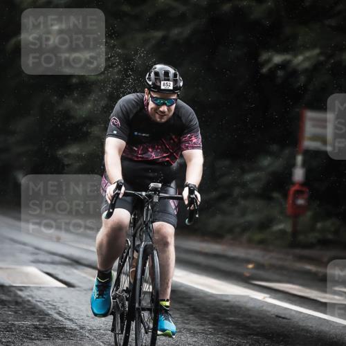 13.09.2026 - Stadtparktriathlon H.Heesch http://msf.ph/oto/10373134 13.09.2026 12:09:12 Radfahren 852, 1000, 1043 meine-sportfotos.de