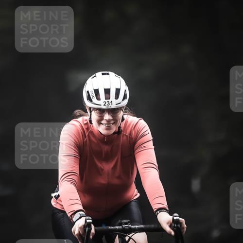 13.09.2026 - Stadtparktriathlon H.Heesch http://msf.ph/oto/10373151 13.09.2026 10:23:04 Radfahren 231, 314, 362 meine-sportfotos.de