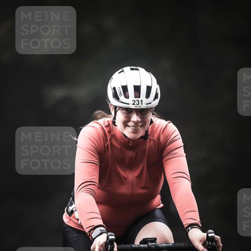 13.09.2026 - Stadtparktriathlon H.Heesch http://msf.ph/oto/10373160 13.09.2026 10:23:04 Radfahren 231, 314, 362 meine-sportfotos.de