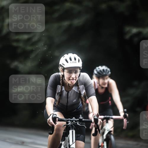 13.09.2026 - Stadtparktriathlon H.Heesch http://msf.ph/oto/10373168 13.09.2026 13:28:29 Radfahren 1369, 1373, 1377, 1388, 1407, 1414, 1420, 1425, 1444, 1461, 1464, 1482, 1506, 1514, 1519 meine-sportfotos.de