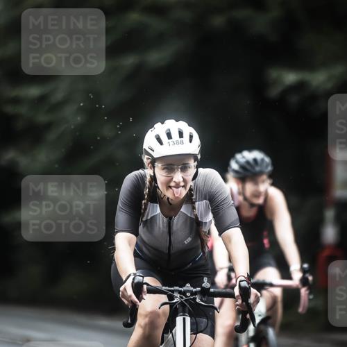 13.09.2026 - Stadtparktriathlon H.Heesch http://msf.ph/oto/10373172 13.09.2026 13:28:29 Radfahren 1369, 1373, 1377, 1388, 1407, 1414, 1420, 1425, 1444, 1461, 1464, 1482, 1506, 1514, 1519 meine-sportfotos.de