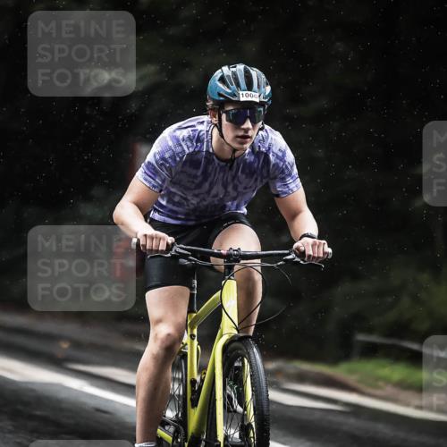 13.09.2026 - Stadtparktriathlon H.Heesch http://msf.ph/oto/10373173 13.09.2026 12:09:15 Radfahren 852, 1000, 1043 meine-sportfotos.de