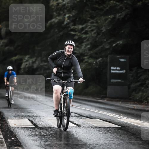 13.09.2026 - Stadtparktriathlon H.Heesch http://msf.ph/oto/10373189 13.09.2026 12:09:22 Radfahren 794, 935, 945, 1039 meine-sportfotos.de