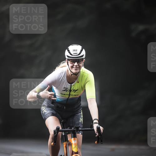 13.09.2026 - Stadtparktriathlon H.Heesch http://msf.ph/oto/10373222 13.09.2026 10:23:07 Radfahren 216, 219, 231, 362 meine-sportfotos.de