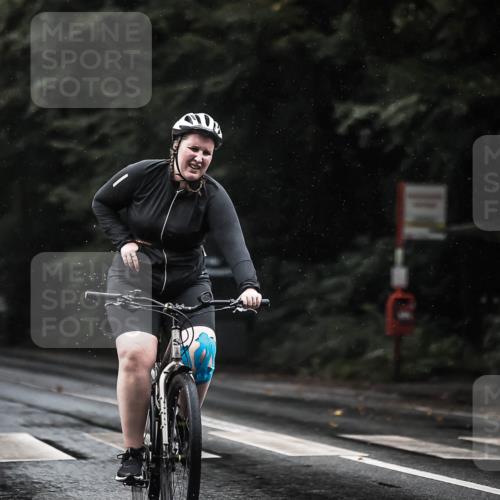 13.09.2026 - Stadtparktriathlon H.Heesch http://msf.ph/oto/10373237 13.09.2026 12:09:23 Radfahren 794, 935, 945, 1039 meine-sportfotos.de