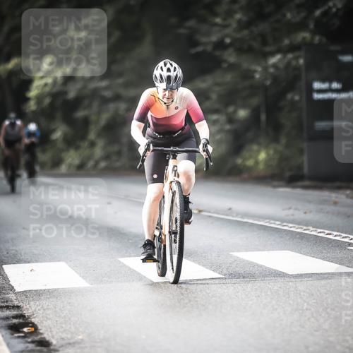 13.09.2026 - Stadtparktriathlon H.Heesch http://msf.ph/oto/10373248 13.09.2026 10:53:01 Radfahren 405, 449, 504, 553, 691 meine-sportfotos.de