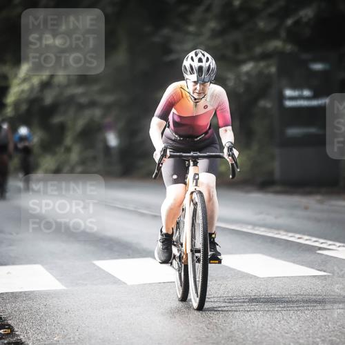 13.09.2026 - Stadtparktriathlon H.Heesch http://msf.ph/oto/10373270 13.09.2026 10:53:01 Radfahren 405, 449, 504, 553, 691 meine-sportfotos.de