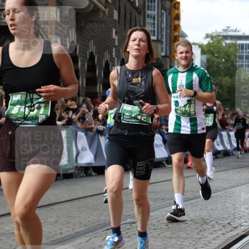 13.09.2026 - 21. swb-Marathon Bremen Strokosch-Dieckow http://msf.ph/oto/10373283 13.09.2026 13:37:02 Ziel 164, 551, 813, 843, 1936, 2275, 2467, 2673, 2731, 2819, 2823, 3067, 3541, 3585, 3635, 3815, 3874, 3998, 4006, 4050, 4182, 4216, 4304, 4335, 4414, 4676, 4892, 5061, 5447, 5656, 5781, 5823, 6050, 6280, 6340, 6516, 6568, 6966, 7039, 7229, 7237, 7249, 7344, 7640, 7656, 7765, 7808, 8498, 8685, 8723, 8790, 9658, 9776, 9807, 10068, 10070, 950, 1180, 1854, 1991, 2531, 3333, 3732, 3894, 4932, 4947, 5547, 5577, 5612, 6046, 6629, 6904, 6947, 6961, 7006, 7937, 8268, 9701 meine-sportfotos.de