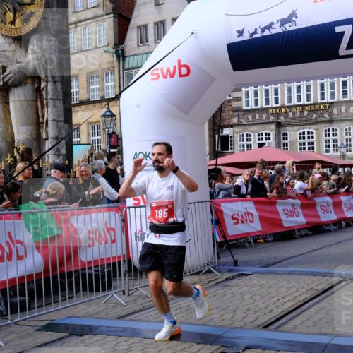 13.09.2026 - 21. swb-Marathon Bremen Tim E. http://msf.ph/oto/10373306 13.09.2026 13:10:30 Ziel 623, 957, 2020, 3959, 5532, 8064, 8709, 9817 meine-sportfotos.de