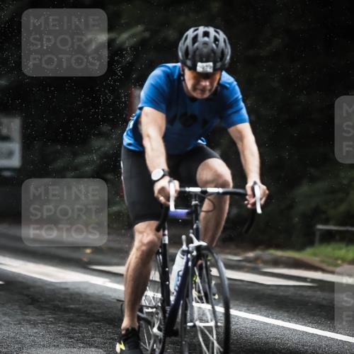 13.09.2026 - Stadtparktriathlon H.Heesch http://msf.ph/oto/10373322 13.09.2026 12:09:27 Radfahren 794, 841, 935, 945, 1039 meine-sportfotos.de