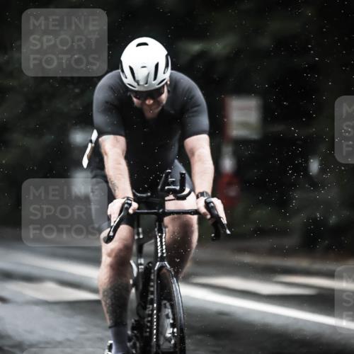 13.09.2026 - Stadtparktriathlon H.Heesch http://msf.ph/oto/10373338 13.09.2026 12:09:28 Radfahren 794, 841, 935, 945, 1039 meine-sportfotos.de