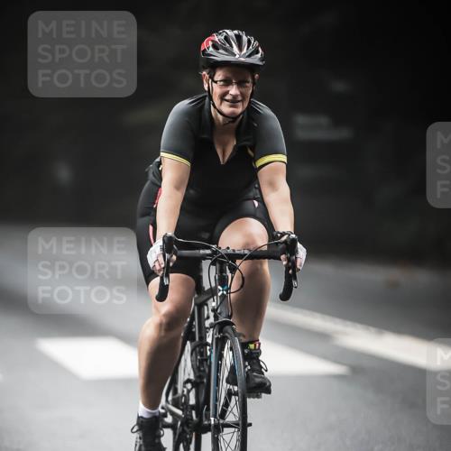 13.09.2026 - Stadtparktriathlon H.Heesch http://msf.ph/oto/10373344 13.09.2026 10:23:16 Radfahren 216, 219, 407, 456 meine-sportfotos.de