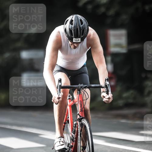 13.09.2026 - Stadtparktriathlon H.Heesch http://msf.ph/oto/10373391 13.09.2026 10:53:07 Radfahren 403, 405, 484, 504, 691 meine-sportfotos.de