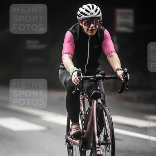 13.09.2026 - Stadtparktriathlon H.Heesch http://msf.ph/oto/10373398 13.09.2026 10:23:19 Radfahren 230, 341, 407, 456 meine-sportfotos.de