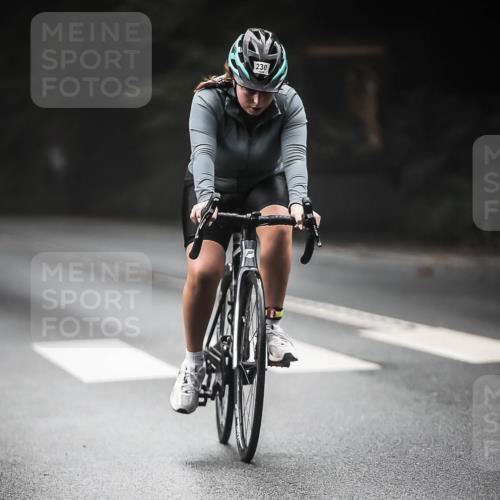 13.09.2026 - Stadtparktriathlon H.Heesch http://msf.ph/oto/10373410 13.09.2026 10:23:24 Radfahren 230, 341, 407 meine-sportfotos.de