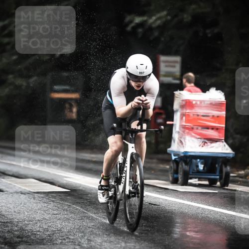 13.09.2026 - Stadtparktriathlon H.Heesch http://msf.ph/oto/10373479 13.09.2026 12:09:41 Radfahren 869, 928, 997, 1059 meine-sportfotos.de