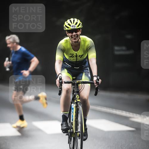 13.09.2026 - Stadtparktriathlon H.Heesch http://msf.ph/oto/10373485 13.09.2026 10:23:30 Radfahren 230, 341, 416 meine-sportfotos.de