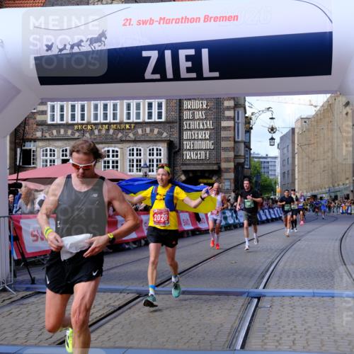 13.09.2026 - 21. swb-Marathon Bremen Tim E. http://msf.ph/oto/10373494 13.09.2026 13:10:50 Ziel 604, 640, 1181, 1277, 1554, 2605, 4727, 5066, 5152, 5532, 5620, 5648, 6267, 7881, 8033 meine-sportfotos.de