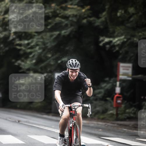 13.09.2026 - Stadtparktriathlon H.Heesch http://msf.ph/oto/10373501 13.09.2026 13:29:07 Radfahren 1344, 1346, 1436, 1517, 1526 meine-sportfotos.de
