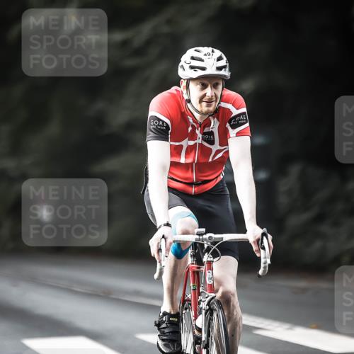 13.09.2026 - Stadtparktriathlon H.Heesch http://msf.ph/oto/10373517 13.09.2026 10:53:17 Radfahren 497 meine-sportfotos.de