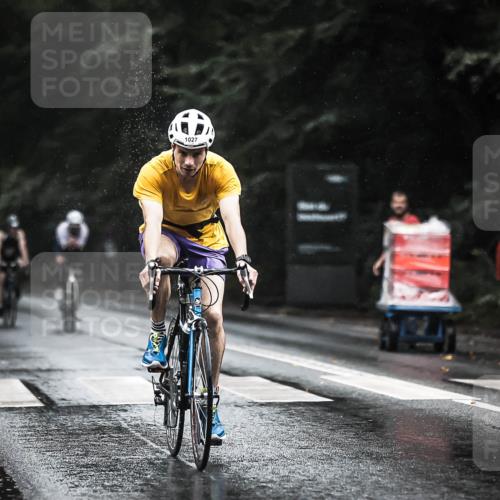 13.09.2026 - Stadtparktriathlon H.Heesch http://msf.ph/oto/10373540 13.09.2026 12:09:50 Radfahren 871, 952, 977, 990, 995, 1027 meine-sportfotos.de