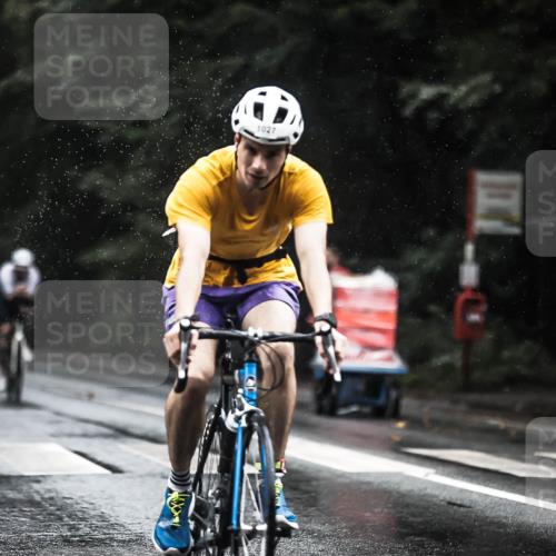 13.09.2026 - Stadtparktriathlon H.Heesch http://msf.ph/oto/10373554 13.09.2026 12:09:50 Radfahren 871, 952, 977, 990, 995, 1027 meine-sportfotos.de