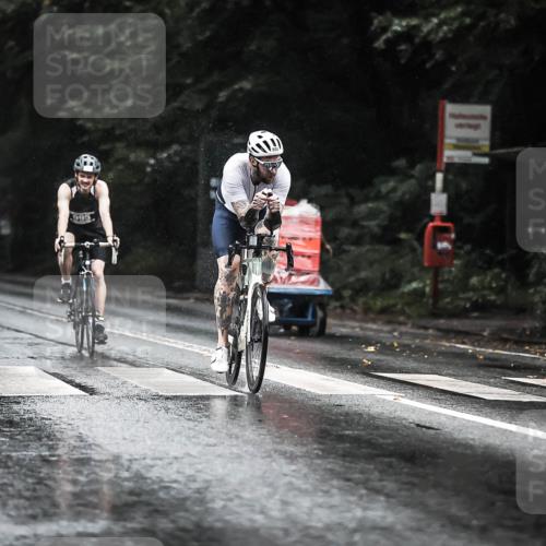 13.09.2026 - Stadtparktriathlon H.Heesch http://msf.ph/oto/10373559 13.09.2026 12:09:52 Radfahren 871, 952, 977, 990, 995, 1027 meine-sportfotos.de