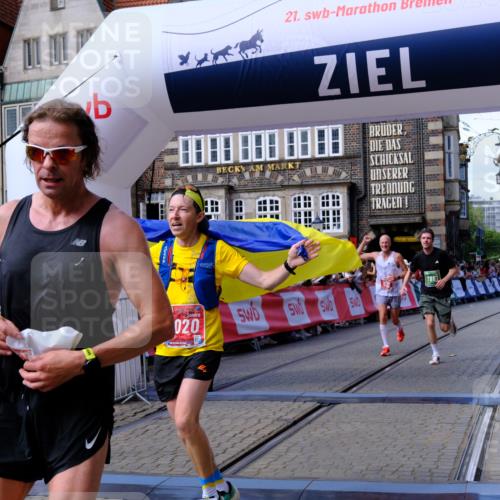 13.09.2026 - 21. swb-Marathon Bremen Tim E. http://msf.ph/oto/10373564 13.09.2026 13:10:51 Ziel 604, 640, 1181, 1277, 1554, 2605, 4727, 5066, 5152, 5620, 5648, 6267, 7881, 8033 meine-sportfotos.de