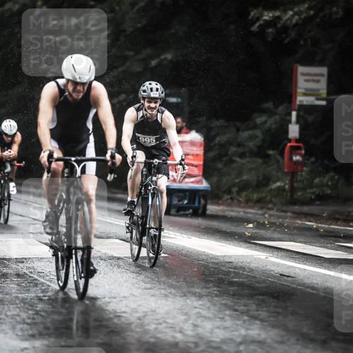 13.09.2026 - Stadtparktriathlon H.Heesch http://msf.ph/oto/10373583 13.09.2026 12:09:53 Radfahren 871, 952, 977, 990, 995, 1027 meine-sportfotos.de
