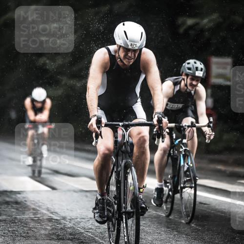 13.09.2026 - Stadtparktriathlon H.Heesch http://msf.ph/oto/10373598 13.09.2026 12:09:53 Radfahren 871, 952, 977, 990, 995, 1027 meine-sportfotos.de