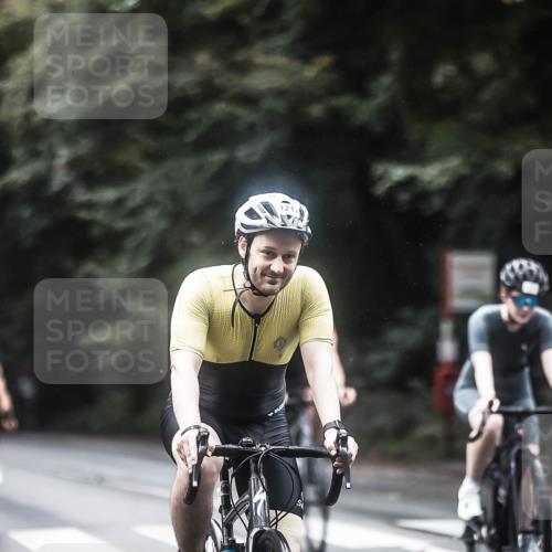 13.09.2026 - Stadtparktriathlon H.Heesch http://msf.ph/oto/10373601 13.09.2026 13:29:24 Radfahren 1212, 1237, 1386, 1406, 1430, 1453 meine-sportfotos.de