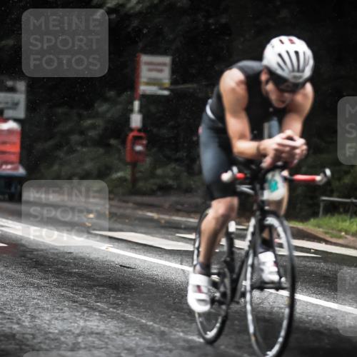 13.09.2026 - Stadtparktriathlon H.Heesch http://msf.ph/oto/10373629 13.09.2026 12:09:55 Radfahren 871, 952, 977, 990, 995, 1027 meine-sportfotos.de