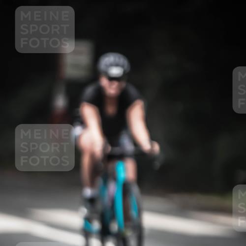 13.09.2026 - Stadtparktriathlon H.Heesch http://msf.ph/oto/10373630 13.09.2026 10:23:52 Radfahren 293, 336, 404 meine-sportfotos.de