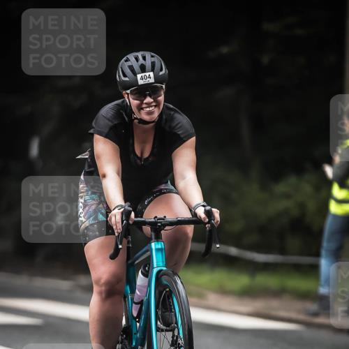 13.09.2026 - Stadtparktriathlon H.Heesch http://msf.ph/oto/10373642 13.09.2026 10:23:53 Radfahren 293, 336, 404 meine-sportfotos.de