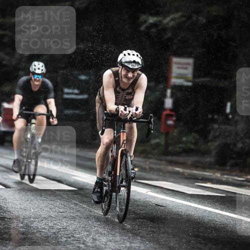 13.09.2026 - Stadtparktriathlon H.Heesch http://msf.ph/oto/10373643 13.09.2026 12:10:03 Radfahren 861, 882, 915, 925, 1001, 1016, 1044 meine-sportfotos.de