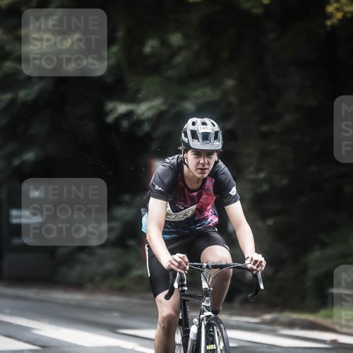 13.09.2026 - Stadtparktriathlon H.Heesch http://msf.ph/oto/10373644 13.09.2026 13:29:28 Radfahren 1212, 1237, 1386, 1406, 1430, 1453 meine-sportfotos.de