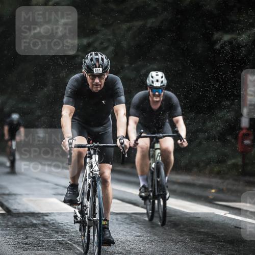 13.09.2026 - Stadtparktriathlon H.Heesch http://msf.ph/oto/10373649 13.09.2026 12:10:04 Radfahren 861, 882, 915, 925, 1001, 1016, 1044 meine-sportfotos.de