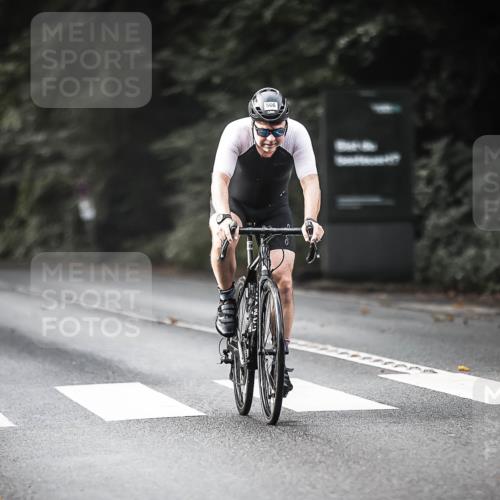 13.09.2026 - Stadtparktriathlon H.Heesch http://msf.ph/oto/10373657 13.09.2026 10:53:29 Radfahren 398, 524, 566 meine-sportfotos.de