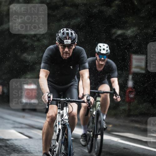 13.09.2026 - Stadtparktriathlon H.Heesch http://msf.ph/oto/10373659 13.09.2026 12:10:04 Radfahren 861, 882, 915, 925, 1001, 1016, 1044 meine-sportfotos.de