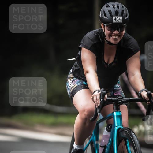 13.09.2026 - Stadtparktriathlon H.Heesch http://msf.ph/oto/10373663 13.09.2026 10:23:53 Radfahren 293, 336, 404 meine-sportfotos.de