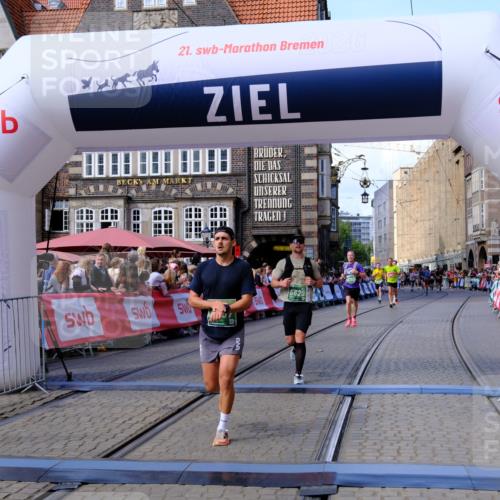 13.09.2026 - 21. swb-Marathon Bremen Tim E. http://msf.ph/oto/10373671 13.09.2026 13:10:55 Ziel 640, 1181, 1498, 1554, 2347, 2605, 4727, 5066, 5152, 5620, 5648, 6267, 7881, 13248 meine-sportfotos.de