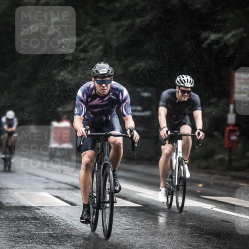 13.09.2026 - Stadtparktriathlon H.Heesch http://msf.ph/oto/10373683 13.09.2026 12:10:07 Radfahren 861, 882, 915, 925, 1001, 1016, 1044 meine-sportfotos.de