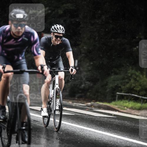 13.09.2026 - Stadtparktriathlon H.Heesch http://msf.ph/oto/10373703 13.09.2026 12:10:07 Radfahren 861, 882, 915, 925, 1001, 1016, 1044 meine-sportfotos.de
