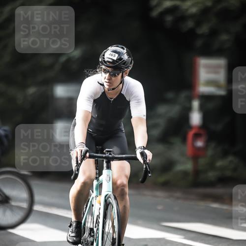 13.09.2026 - Stadtparktriathlon H.Heesch http://msf.ph/oto/10373708 13.09.2026 10:53:37 Radfahren 439, 465 meine-sportfotos.de