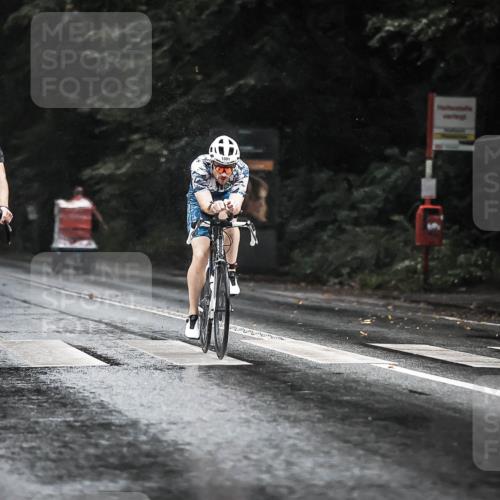 13.09.2026 - Stadtparktriathlon H.Heesch http://msf.ph/oto/10373713 13.09.2026 12:10:09 Radfahren 861, 882, 915, 925, 1001, 1016, 1044 meine-sportfotos.de
