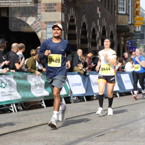13.09.2026 - 21. swb-Marathon Bremen Strokosch-Dieckow http://msf.ph/oto/10373719 13.09.2026 11:02:02 Ziel 10251, 10332, 10497, 11075, 11150, 11305, 11324, 11369, 11412, 11413, 11479, 11486, 11668, 11747, 11985, 11986, 12379, 12466, 10173, 10331, 10439, 10473, 10500, 10636, 10803, 10943, 11249, 11576, 11811, 12016, 12042, 12094, 12134, 12135, 12437 meine-sportfotos.de