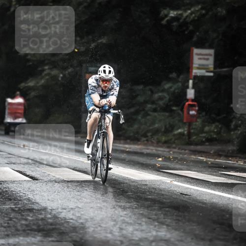 13.09.2026 - Stadtparktriathlon H.Heesch http://msf.ph/oto/10373720 13.09.2026 12:10:09 Radfahren 861, 882, 915, 925, 1001, 1016, 1044 meine-sportfotos.de