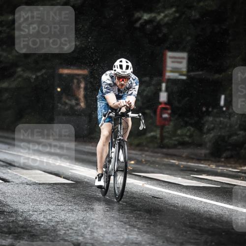 13.09.2026 - Stadtparktriathlon H.Heesch http://msf.ph/oto/10373729 13.09.2026 12:10:09 Radfahren 861, 882, 915, 925, 1001, 1016, 1044 meine-sportfotos.de