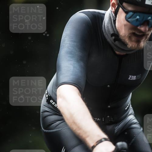 13.09.2026 - Stadtparktriathlon H.Heesch http://msf.ph/oto/10373735 13.09.2026 13:29:39 Radfahren 1360, 1385, 1435 meine-sportfotos.de