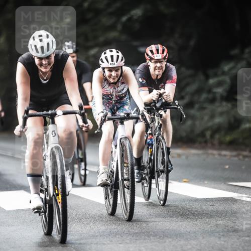 13.09.2026 - Stadtparktriathlon H.Heesch http://msf.ph/oto/10373745 13.09.2026 10:53:43 Radfahren 389, 419, 433, 434, 439, 460, 487, 494, 533 meine-sportfotos.de